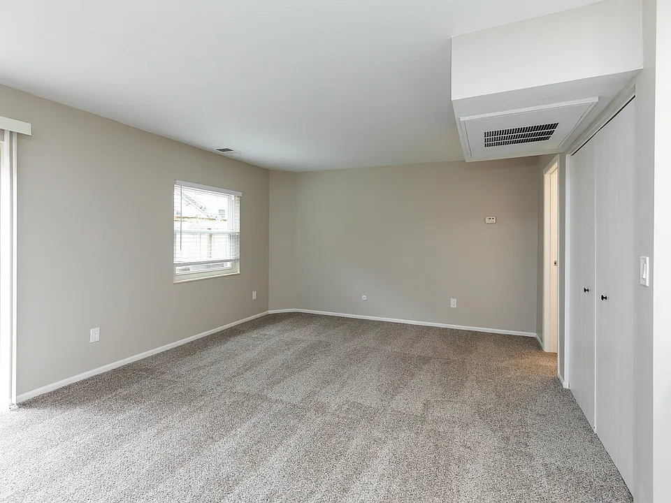 Studio Unit