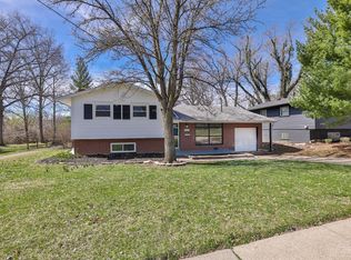 10699 Chelmsford Rd, Cincinnati, OH 45240