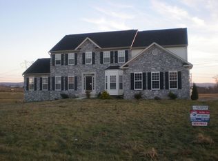 44 Colorado Ct, Charles Town, WV 25414