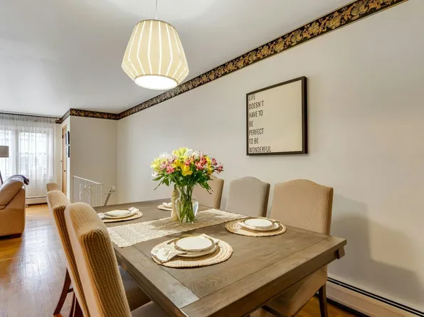 3218 Pleasant Avenue image 7 of 44