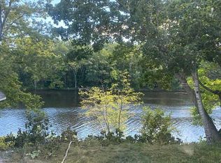 6 Bunker Ave, Fairfield, ME 04937