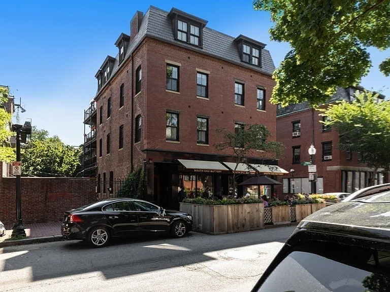 57 Gray St #1 — Photo 31