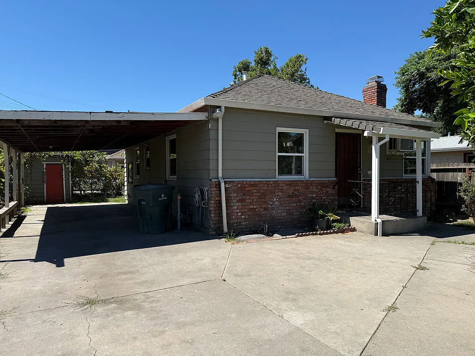 3350 26th Ave