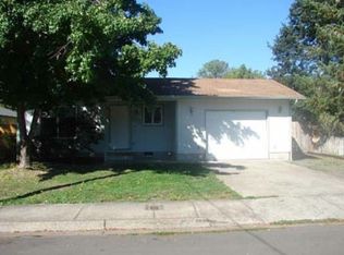 123 S South St, Cottage Grove, OR 97424