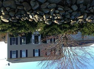 389 Bristol Ferry Rd, Portsmouth, RI 02871