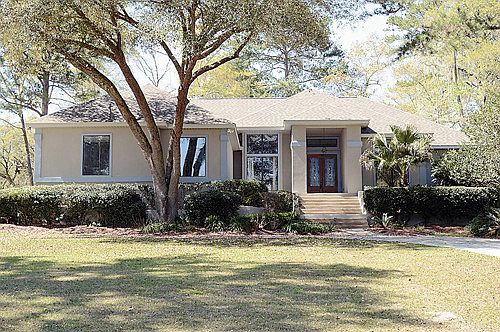 1st image of 948 Summerbrooke Dr