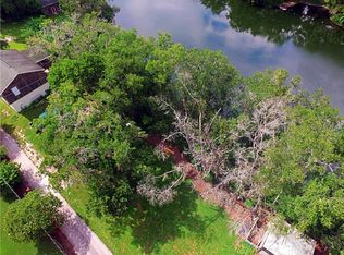 950 Lake Cove Trl, Lakeland, FL 33813