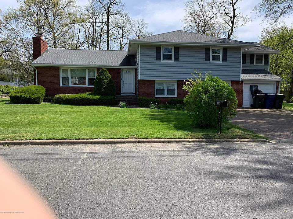 135 Ampere Ave