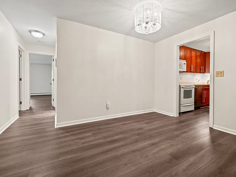 38 Rambling Brook Ln #B6 — Photo 14