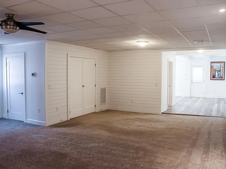 315 Chestnut St — Photo 20