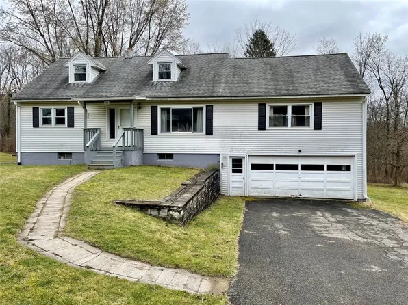 156 E Campville Rd, Endicott, NY 13760