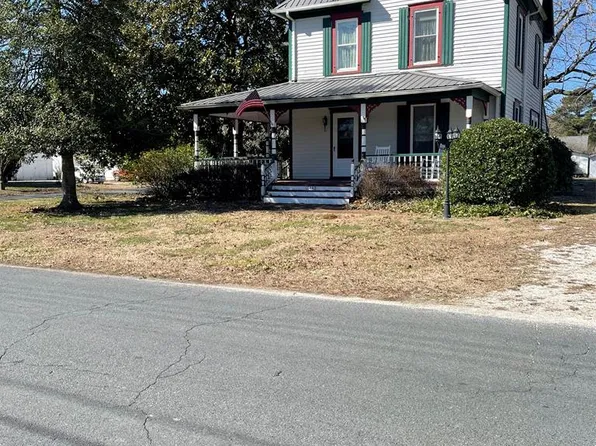 18440 Jones Ave, Parksley, VA 23421