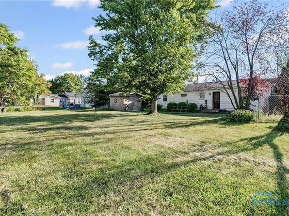 22521 State Route 163, Genoa, OH 43430