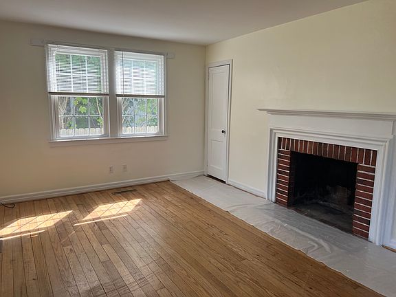 4th image of 1607 Arendell St