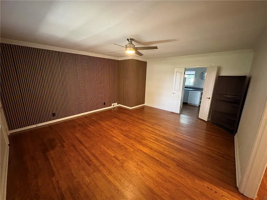 2 bed, 1.0 bath, 800 sqft, $1,975 — Photo 3