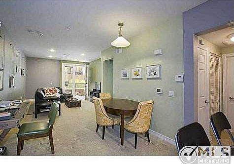 4th image of 1465 C St Unit 3319