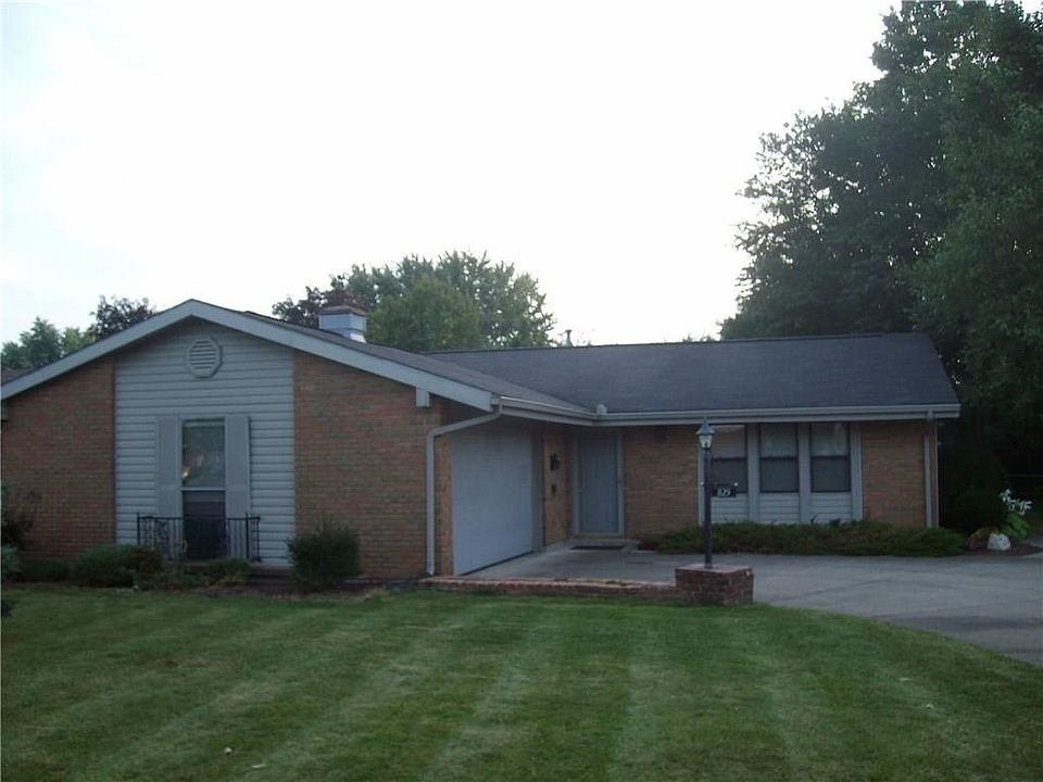 1st image of 829 Taylor Dr