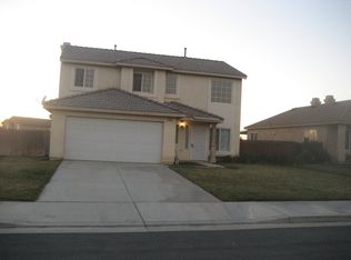 1653 Ravenswood Rd, Beaumont, CA 92223