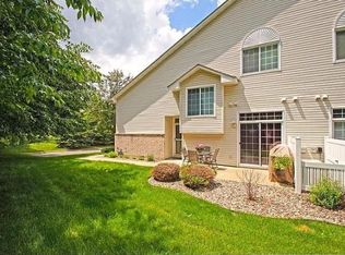 3834 Vermilion Ct S, Eagan, MN 55122