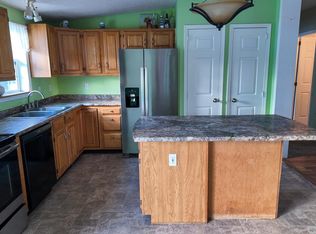 12 Buttercup Circle, Auburn, ME 04210