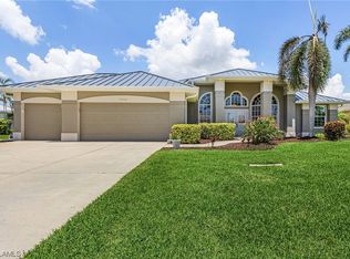 11964 King James Ct, Cape Coral, FL 33991
