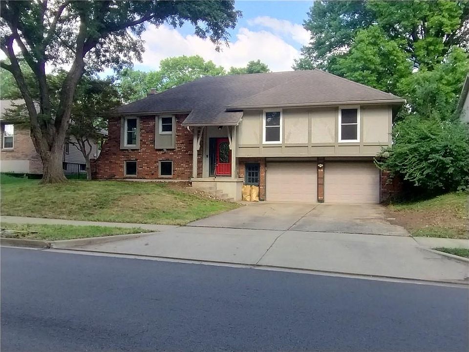 1st image of 16405 Spring Valley Rd