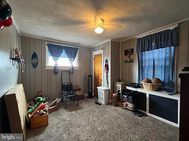 3531 Sheffield Ave — Photo 6
