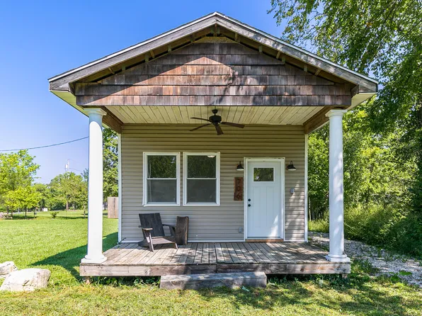 706 N Main Street, Pleasant Hope, MO 65725