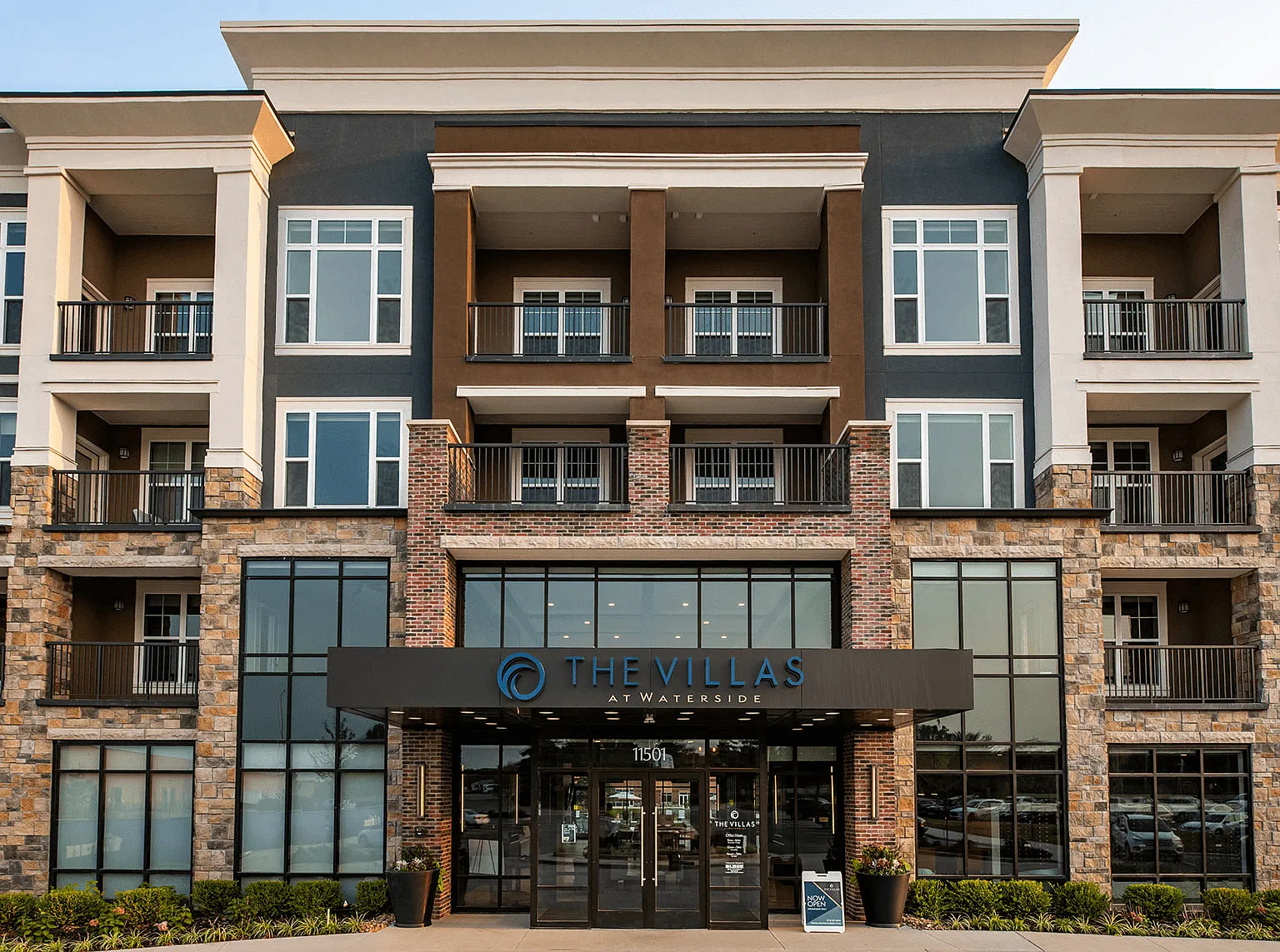 The Villas at Waterside — Photo 1