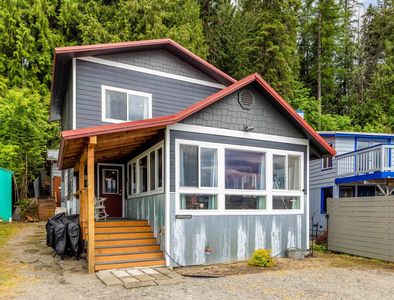 14202 N Meadow Ln, Newman Lake, WA, 99025