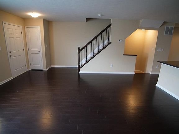 3rd image of 2346 Aristocracy Cir