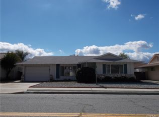1141 W Mayberry Ave, Hemet, CA 92543