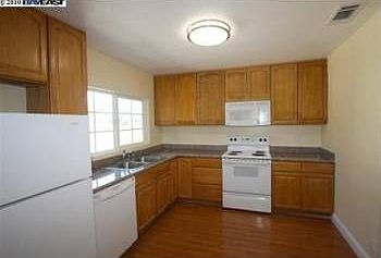 4th image of 31147 Fredi St