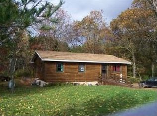 W9028 Akron Dr, Almond, WI 54909