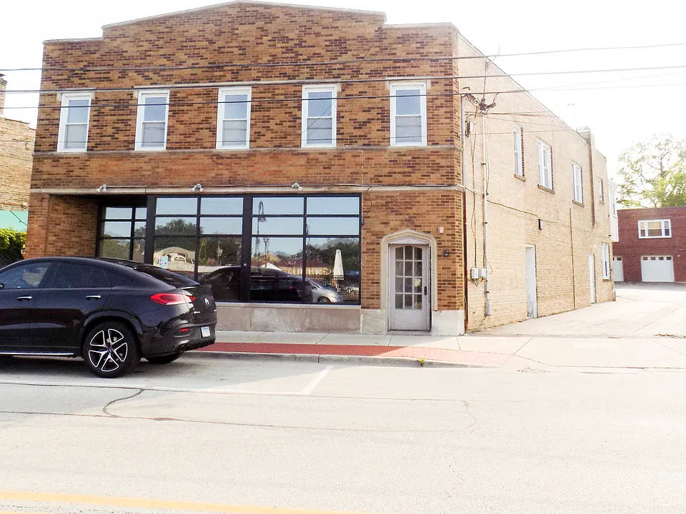 328 Green Bay Rd #3