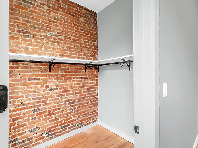 707 Lafayette Ave #2 — Photo 8