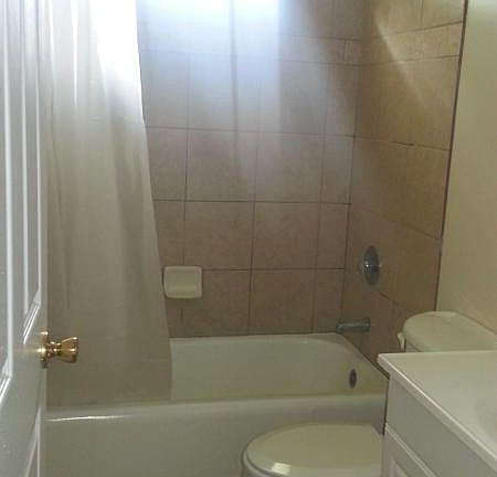4th image of 1800 Waldrep Cir SE
