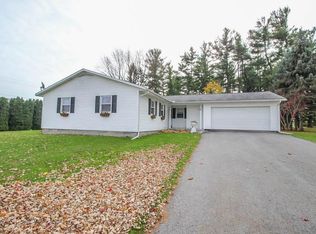 6165 Murphy Dr, Auburn, NY 13021