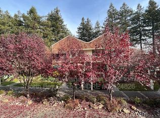 901-246 Russell Ave, Santa Rosa, CA 95403