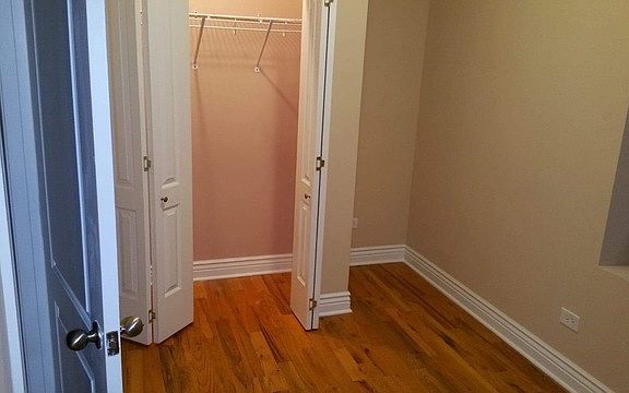 4th image of 1351 N Avers Ave #2