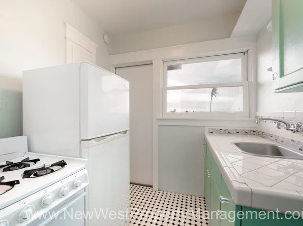2419 Market St APT B, San Diego, CA 92102