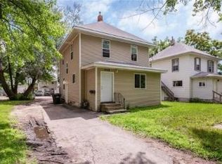 1429 Martin Luther King Jr Pkwy APT 2, Des Moines, IA 50314