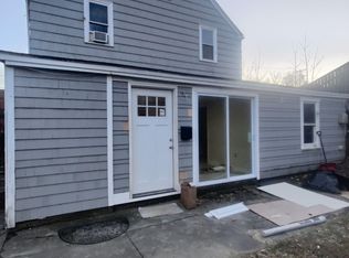 30 Long St #5, East Greenwich, RI 02818