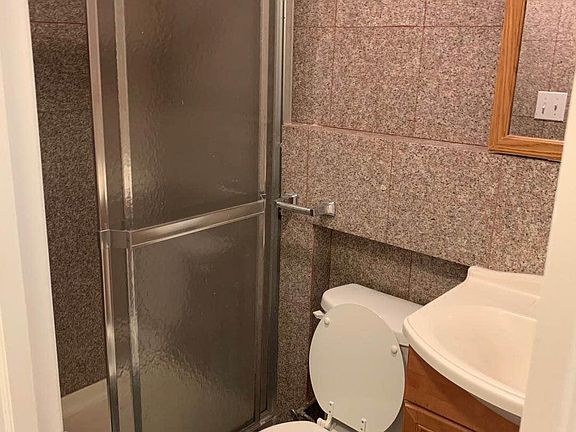 3rd image of 16108 43rd Ave Fl 2