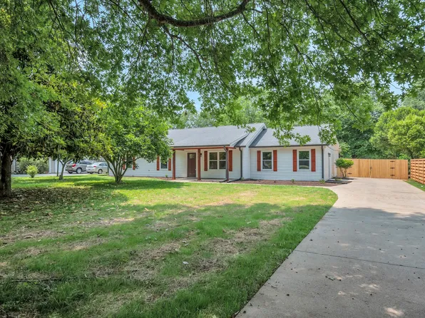 9919 Roanoke Dr, Murfreesboro, TN 37129