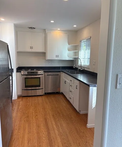 3710 Sundale Rd — Photo 2