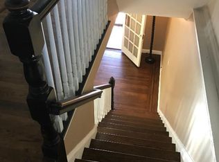 16615 Grand Central Pkwy, Jamaica, NY 11432