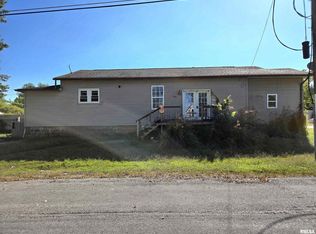 500 S 19th St, Herrin, IL 62948