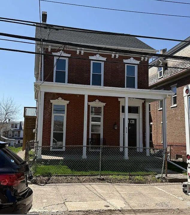 1st image of 436 South St