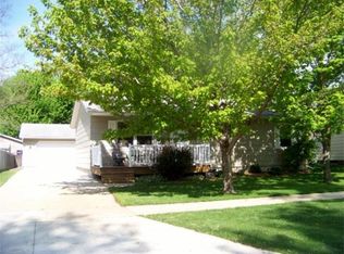 9 S 20th St, Clear Lake, IA 50428
